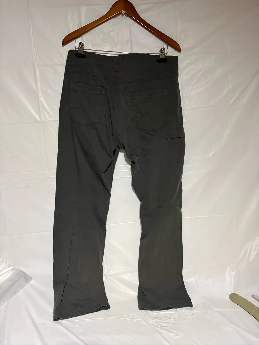KUHL Men's Chino Pants in Dark Olive